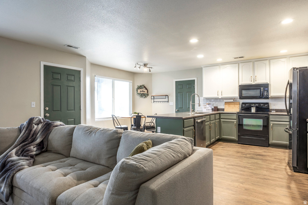 6733 W MARY LEIZAN LN Herriman, UT 84096