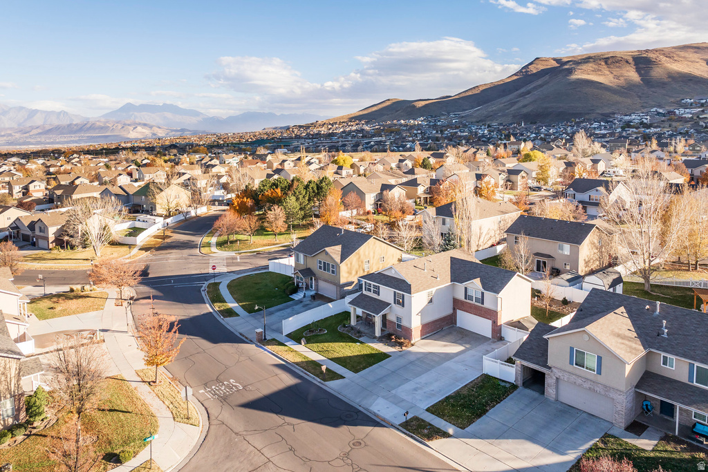 6733 W MARY LEIZAN LN Herriman, UT 84096