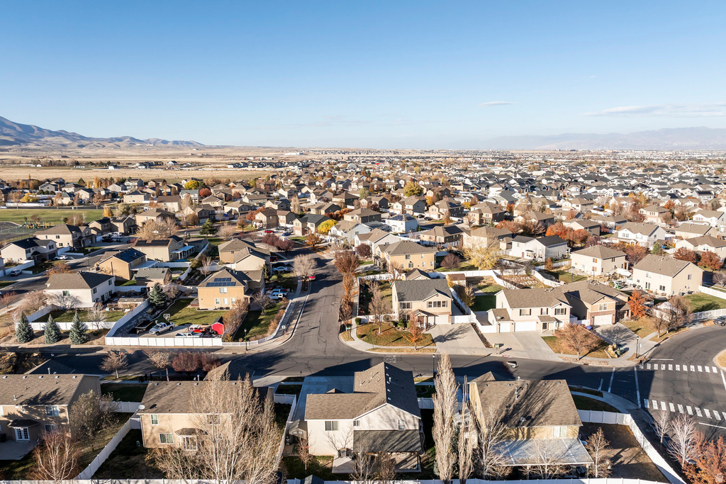 6733 W MARY LEIZAN LN Herriman, UT 84096