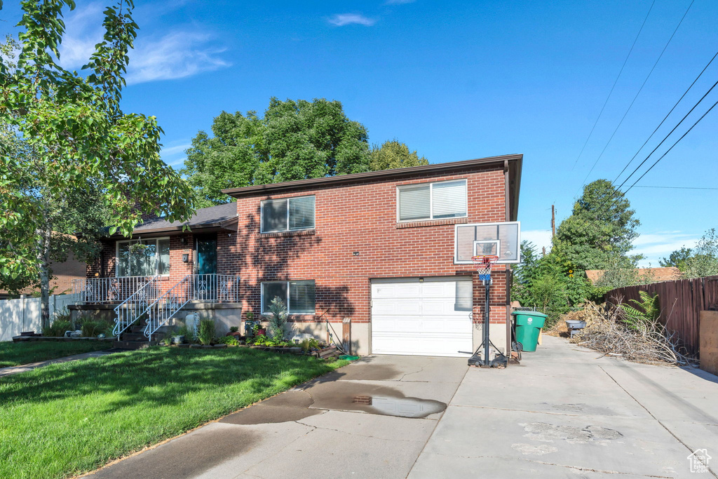 6022 S SANFORD DR Murray, UT 84123