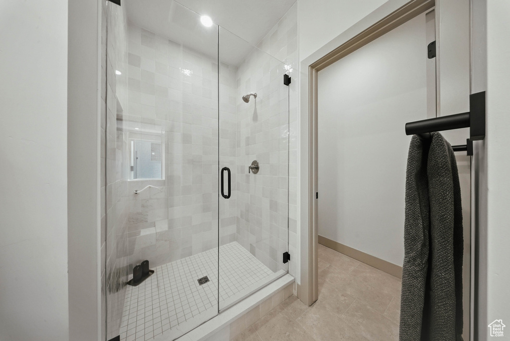2009 E BEVERLY DR Holladay, UT 84117