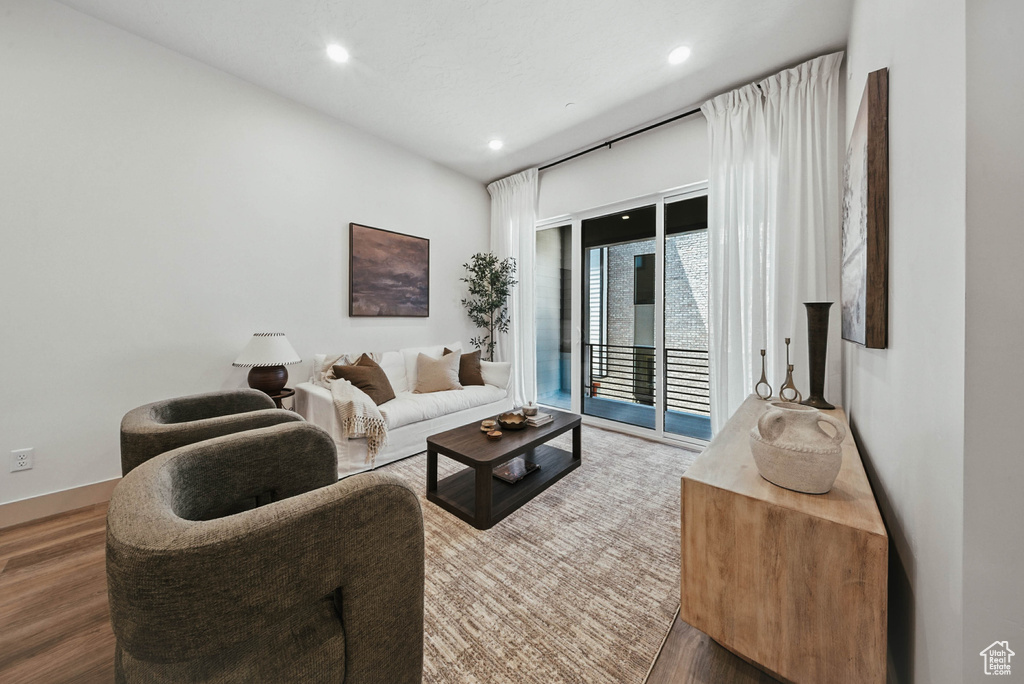 2009 E BEVERLY DR Holladay, UT 84117