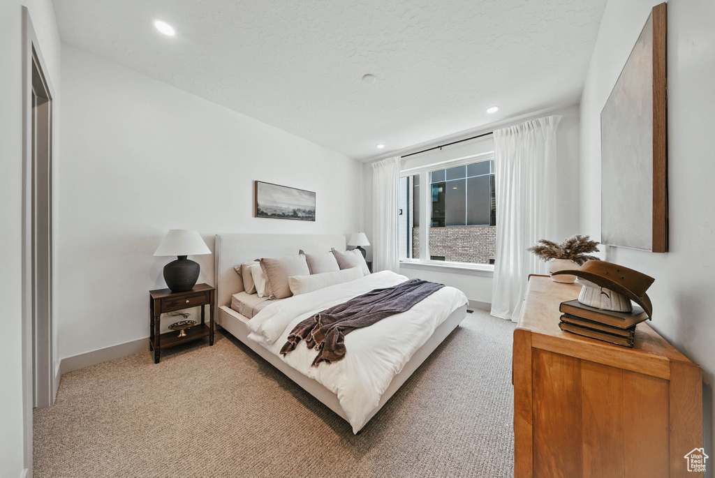2009 E BEVERLY DR Holladay, UT 84117