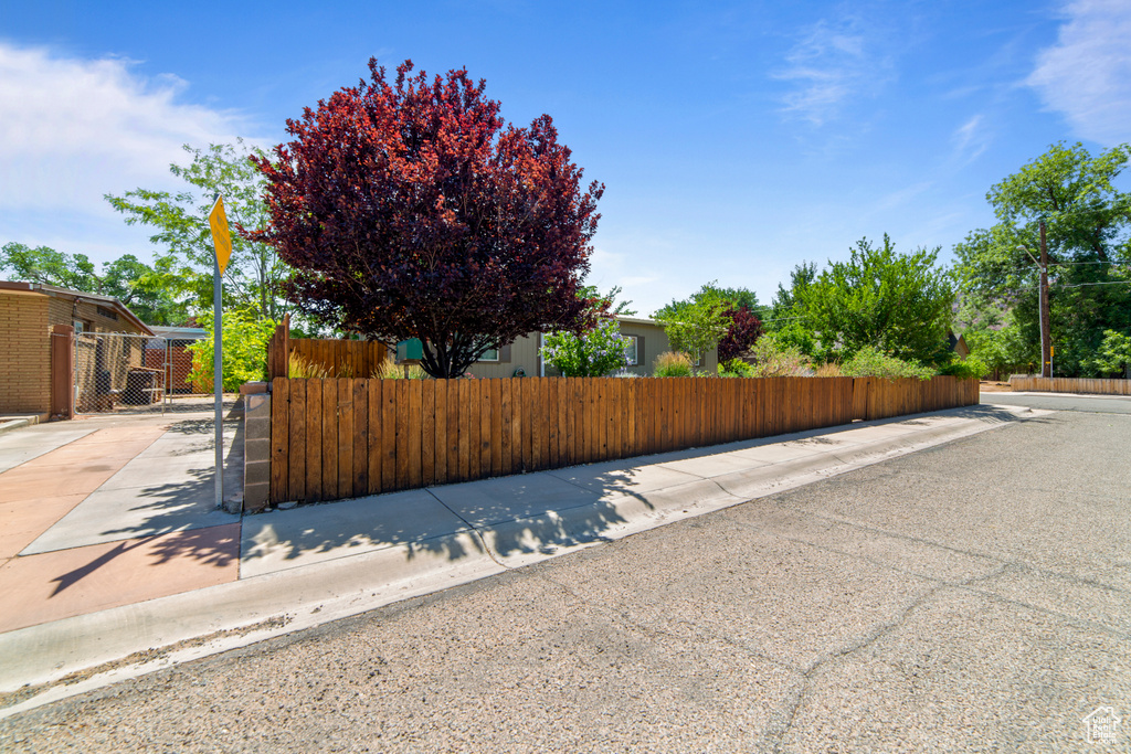 460 E BOWEN CIR Moab, UT 84532