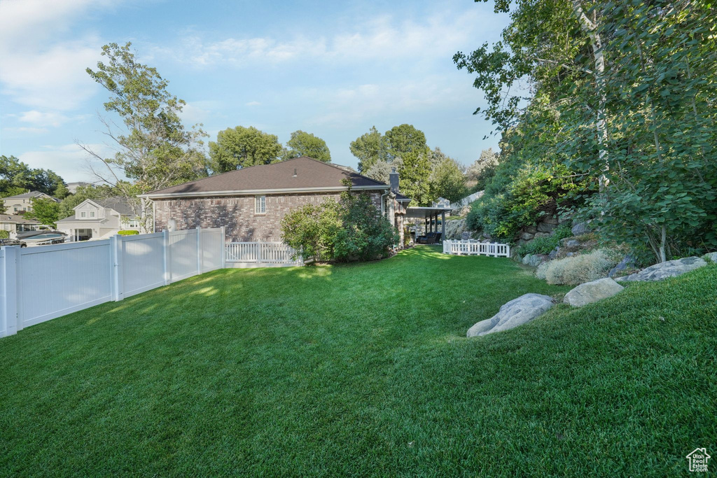 219 DEERHOLLOW CIR North Salt Lake, UT 84054