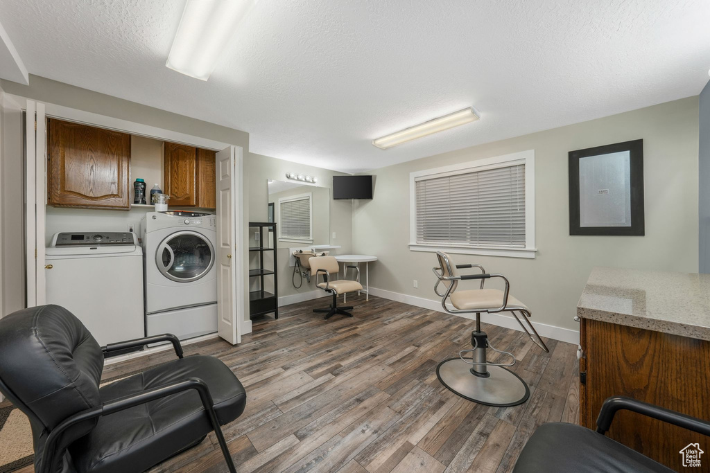 219 DEERHOLLOW CIR North Salt Lake, UT 84054