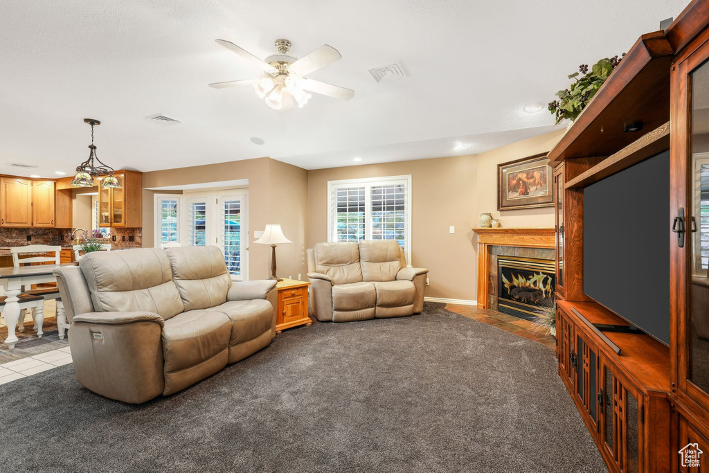 219 DEERHOLLOW CIR North Salt Lake, UT 84054