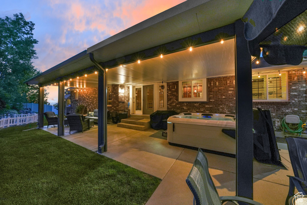 219 DEERHOLLOW CIR North Salt Lake, UT 84054