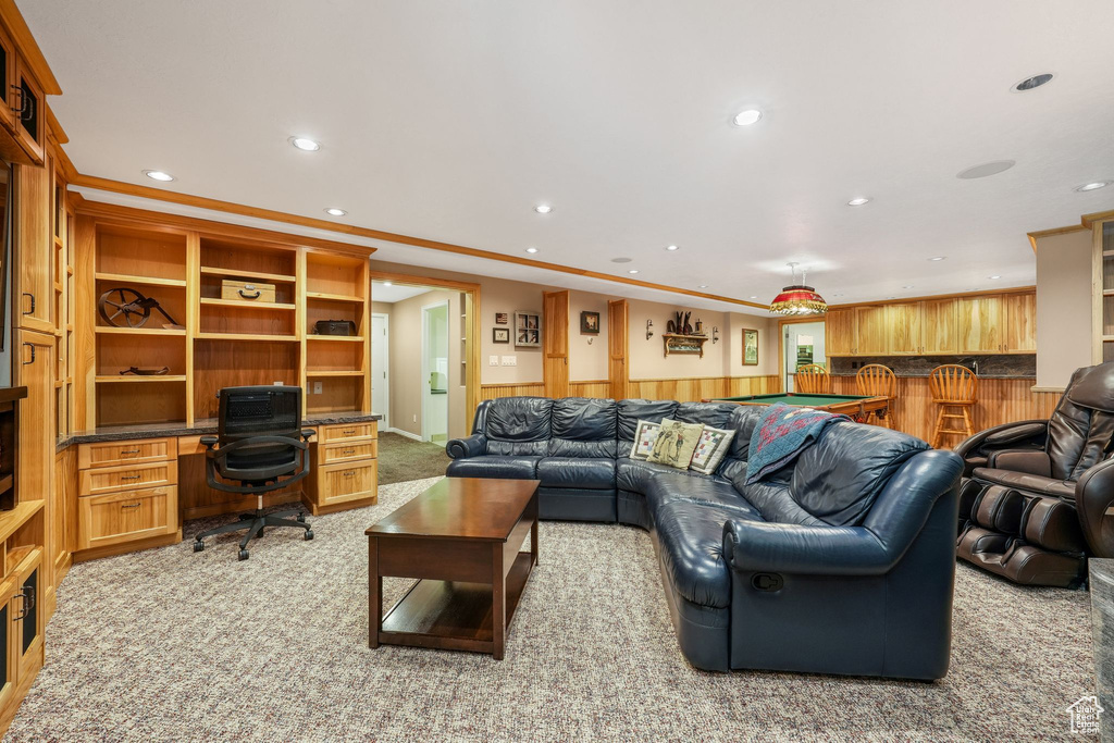 219 DEERHOLLOW CIR North Salt Lake, UT 84054