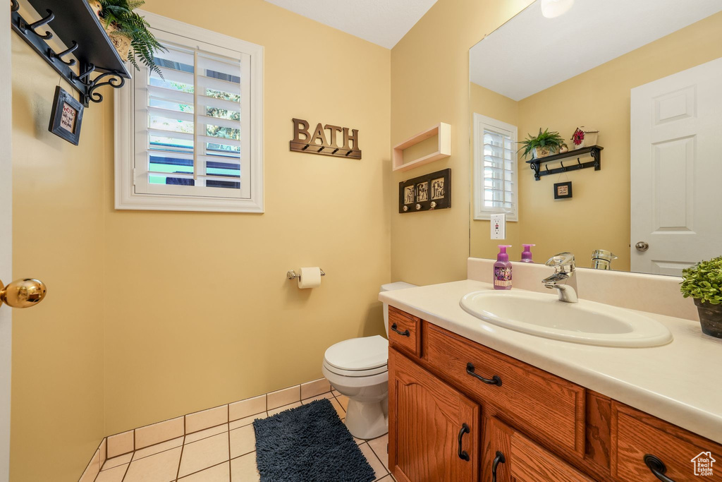 219 DEERHOLLOW CIR North Salt Lake, UT 84054