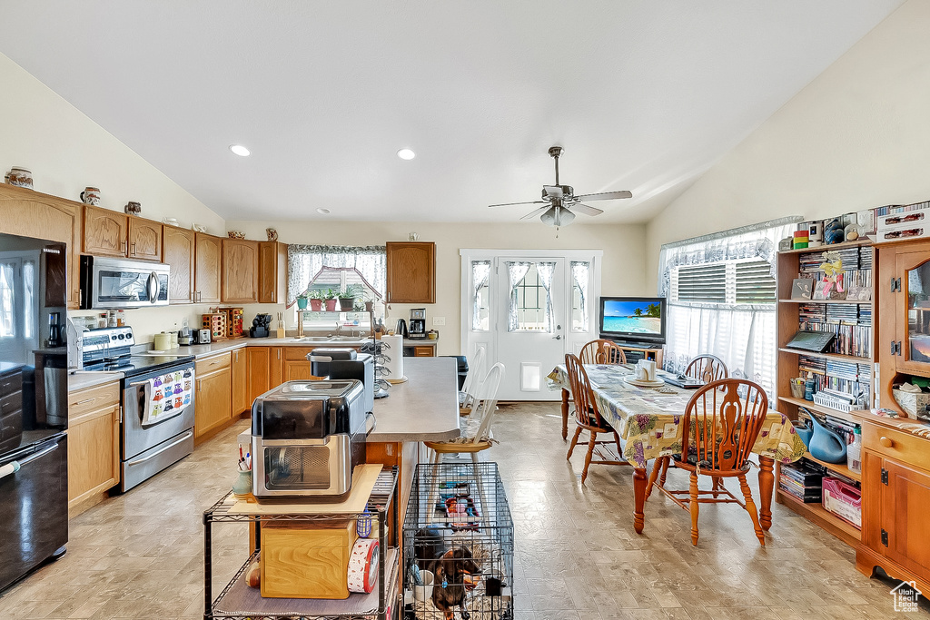 1047 W ASCOT DR North Salt Lake, UT 84054