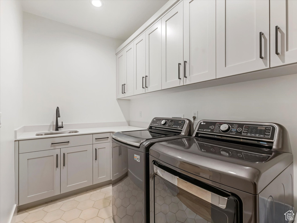 1783 E BERMONDSEY CT Holladay, UT 84117