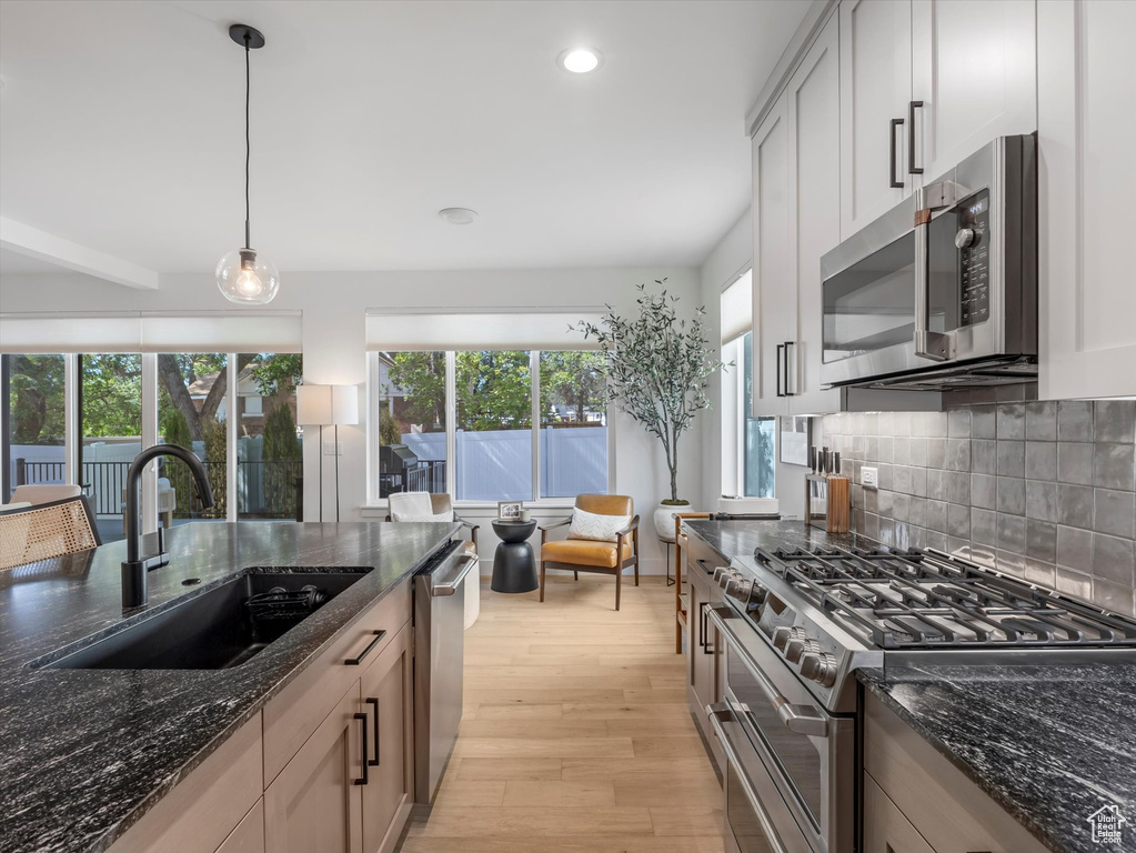 1783 E BERMONDSEY CT Holladay, UT 84117