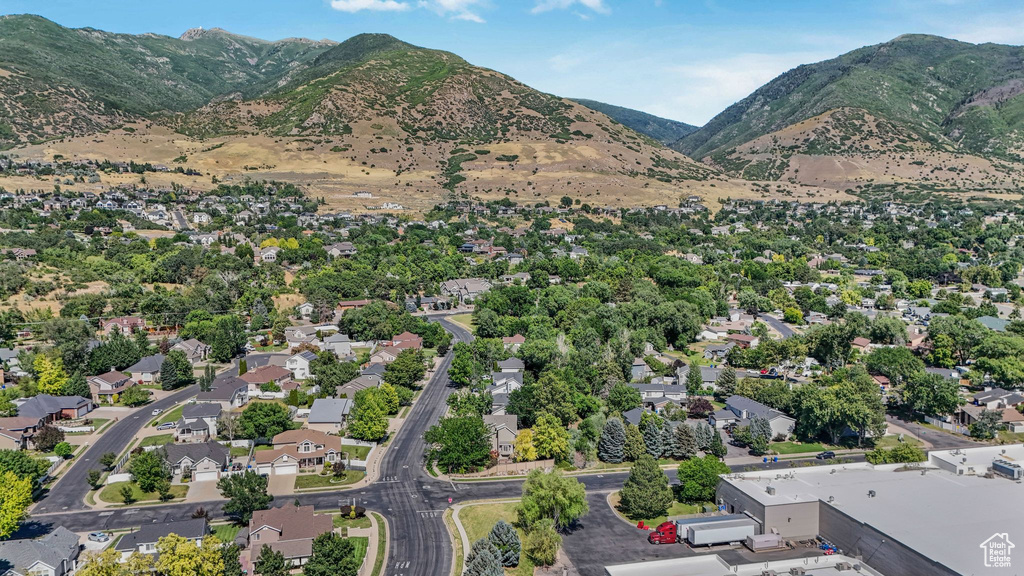 823 CREEK LN Farmington, UT 84025