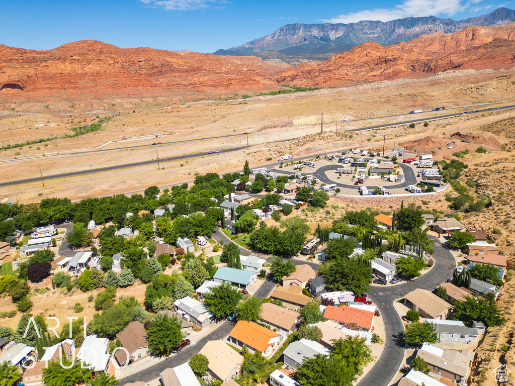 Bird's eye view of a mountainous background