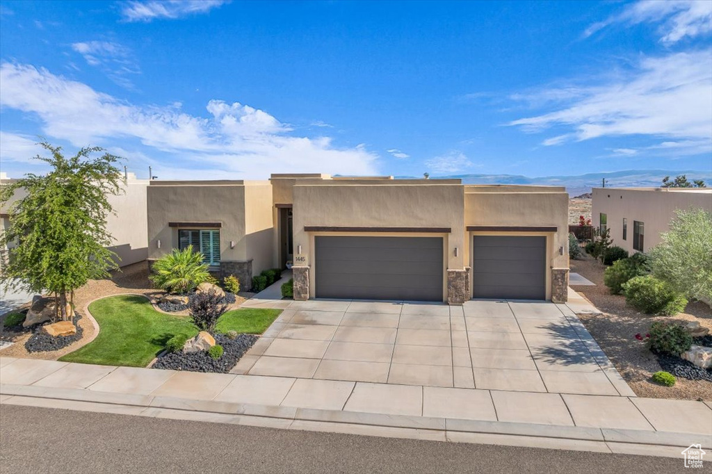 1445 W FIREPIT KNOLL DR St George, UT 84770