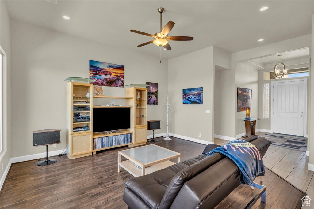 1445 W FIREPIT KNOLL DR St George, UT 84770