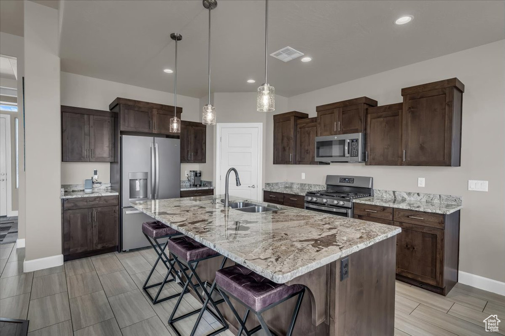 1445 W FIREPIT KNOLL DR St George, UT 84770