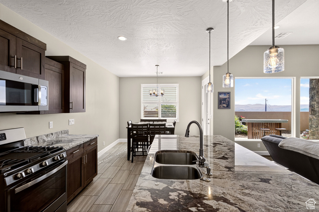 Photo 13 for MLS #2097544 at 1445 W Firepit Knoll Dr