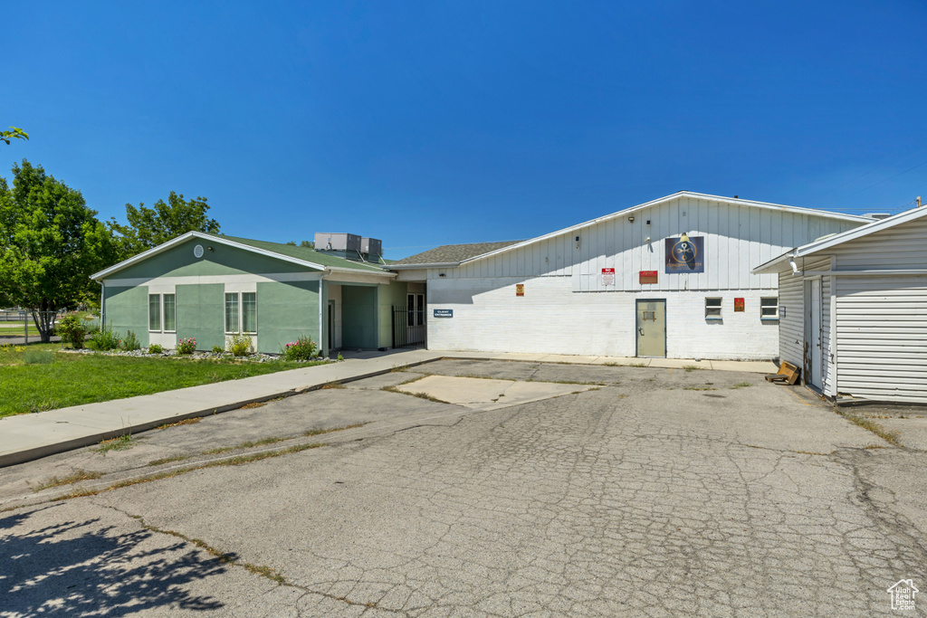 View of ranch-style house