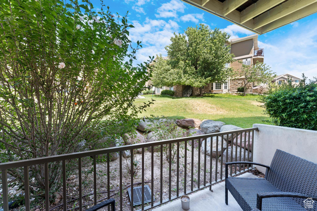 2103 N AURORA WAY Saratoga Springs, UT 84045