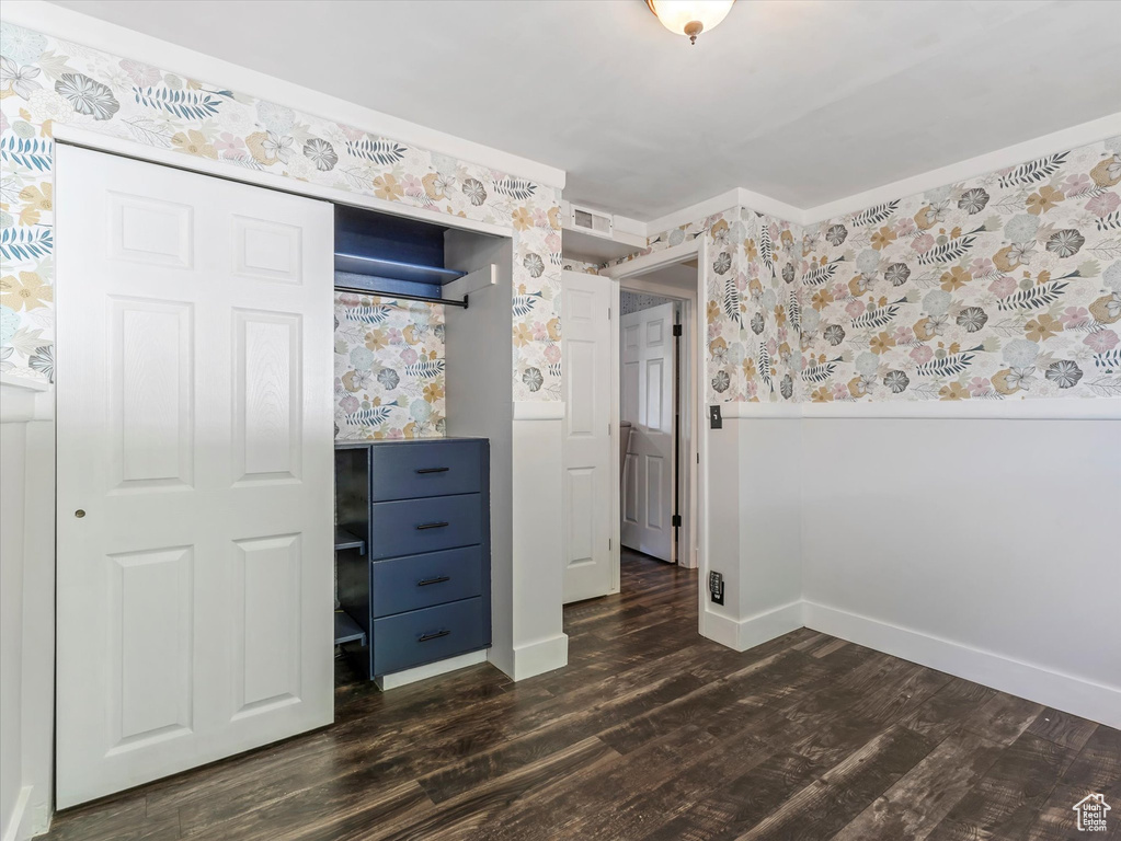 9457 S POPPY LN Sandy, UT 84094