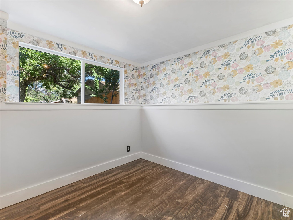 9457 S POPPY LN Sandy, UT 84094