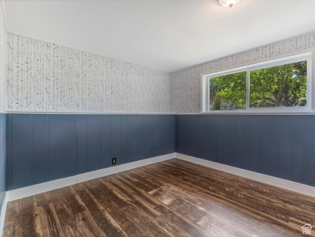 9457 S POPPY LN Sandy, UT 84094