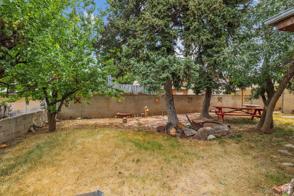 3310 W ENTERADO AVE West Valley City, UT 84119