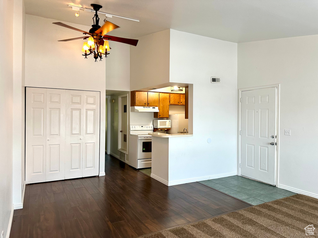 925 E CREEK HILL LN #30 Midvale, UT 84047