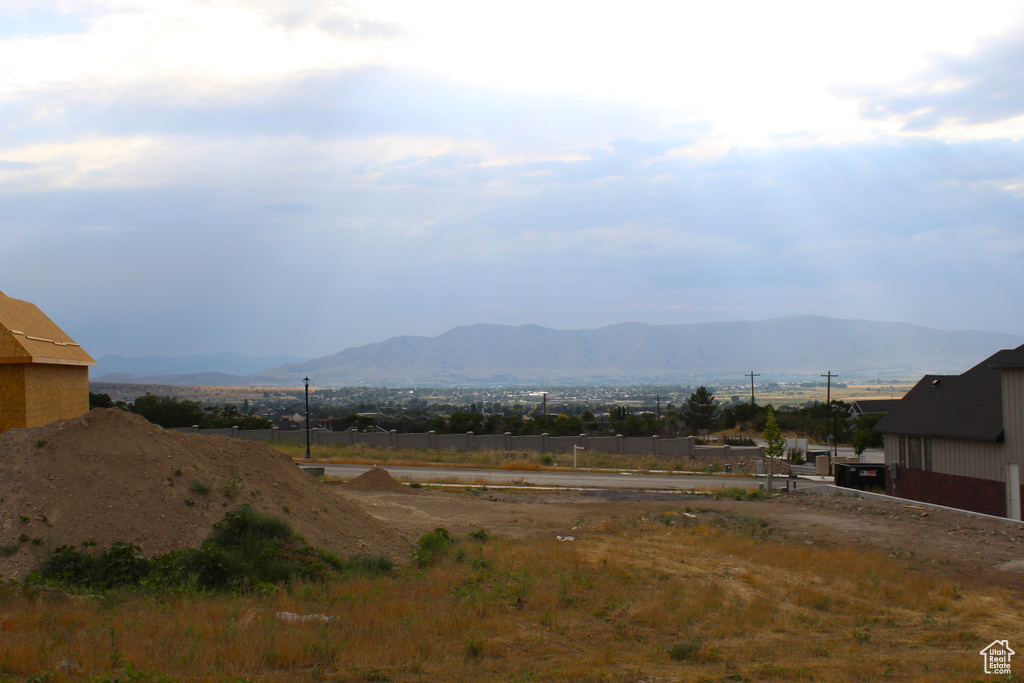 1318 S 1090 E Salem, UT 84653