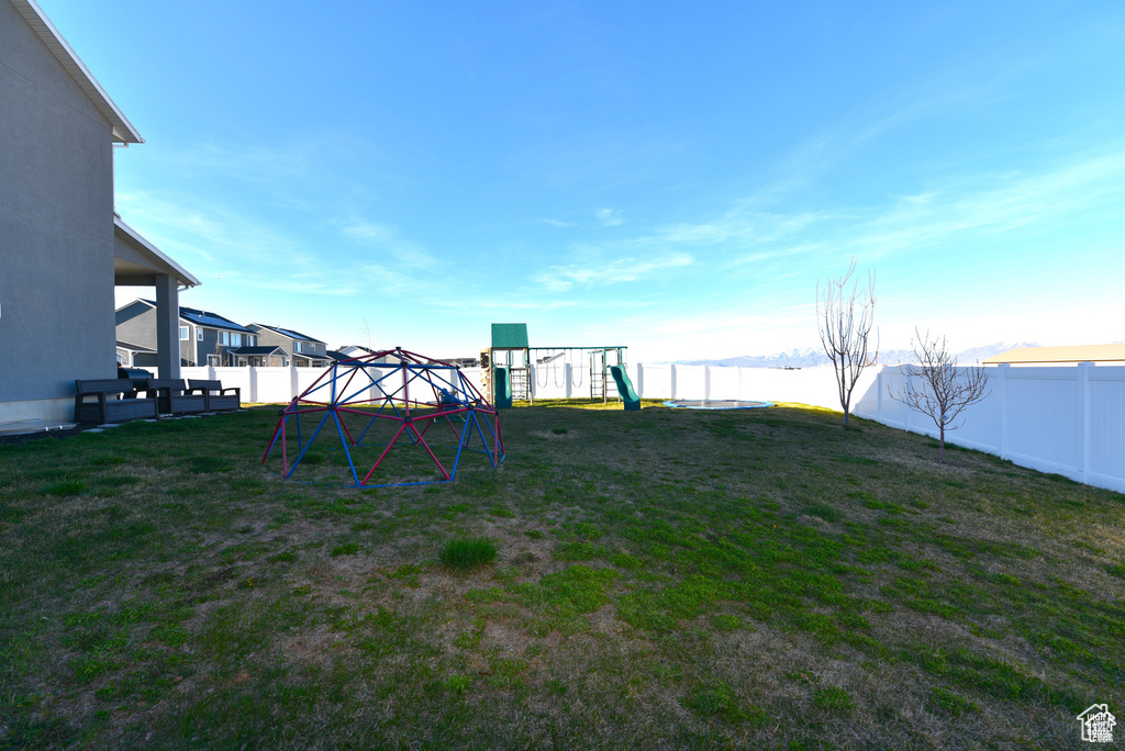 4666 W OLYMPIC WOOD CT West Jordan, UT 84084