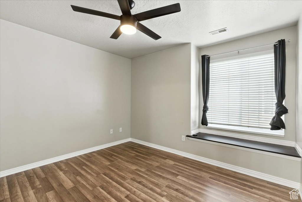 729 N BUCKINGHAM DR North Salt Lake, UT 84054
