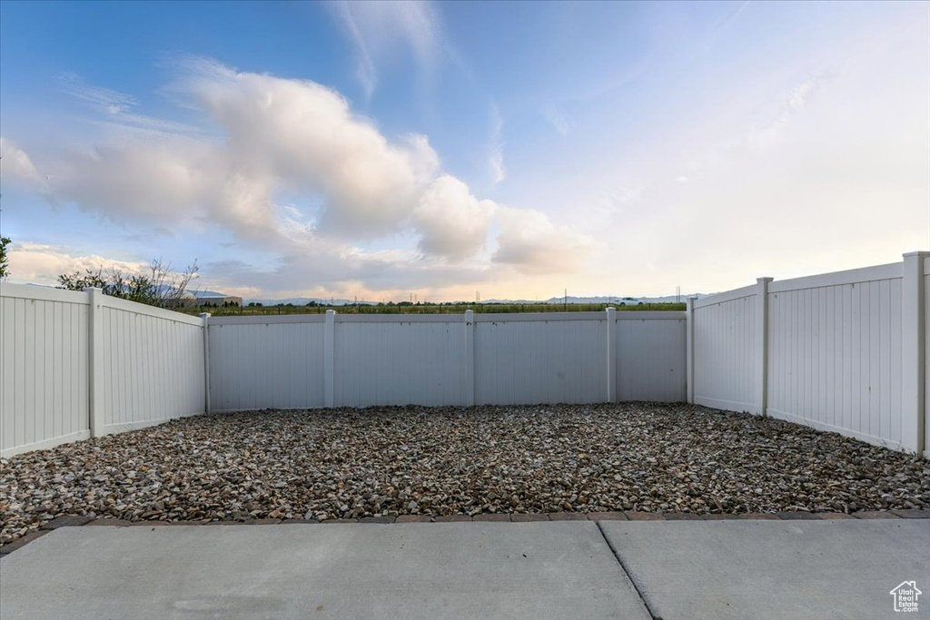 729 N BUCKINGHAM DR North Salt Lake, UT 84054