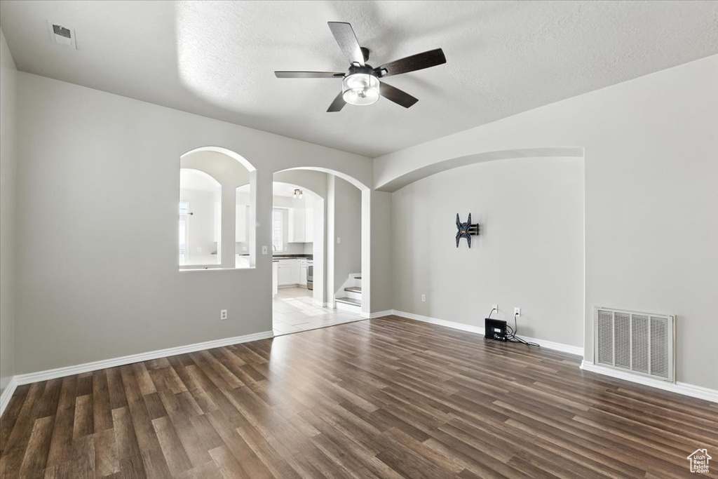 729 N BUCKINGHAM DR North Salt Lake, UT 84054