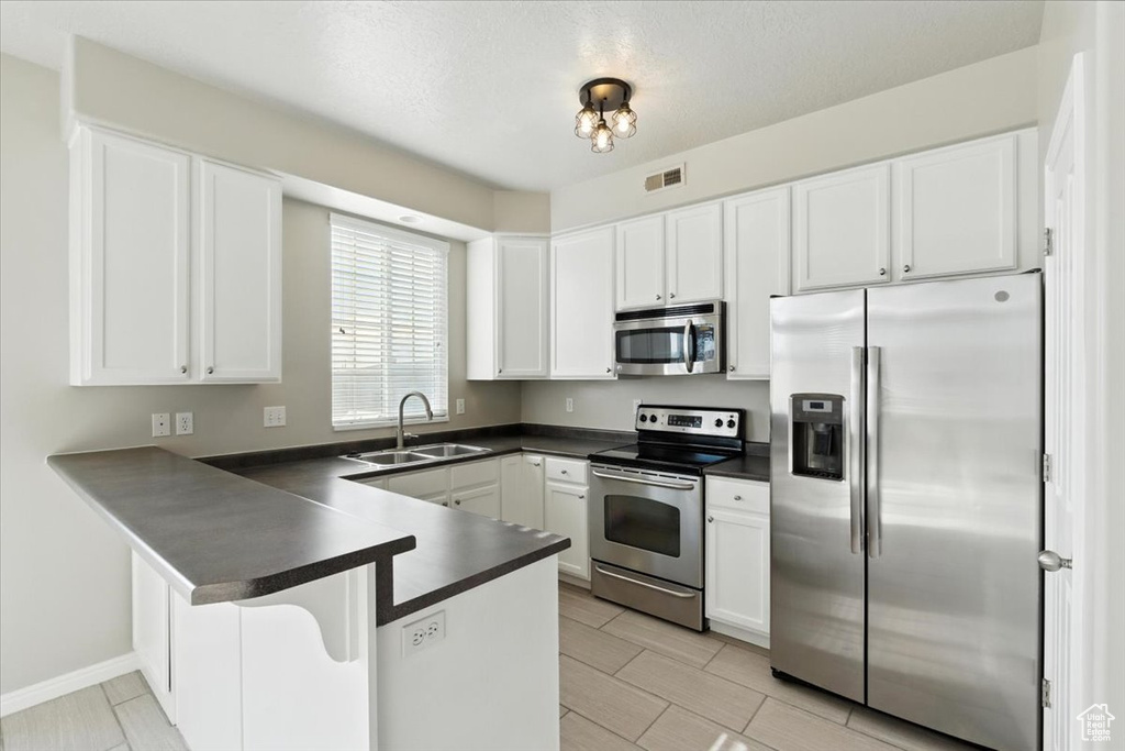 729 N BUCKINGHAM DR North Salt Lake, UT 84054