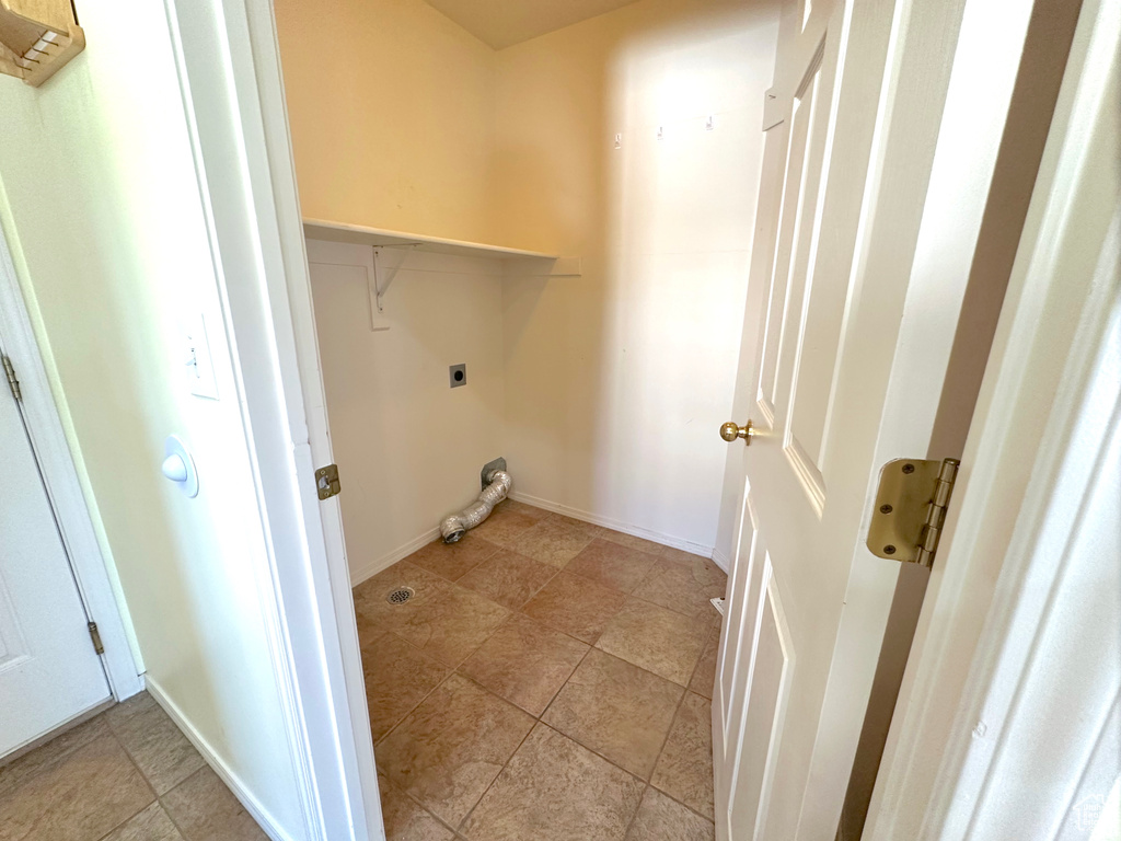 2592 W 2650 N Clinton, UT 84015