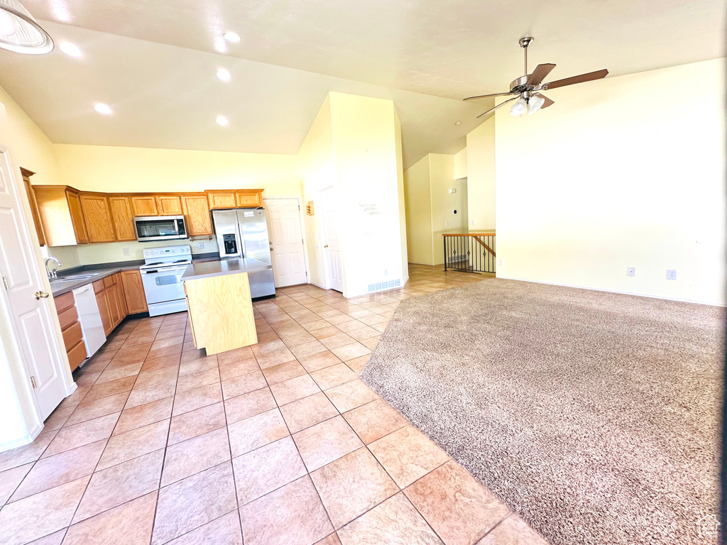 2592 W 2650 N Clinton, UT 84015