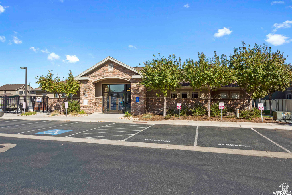 13507 S CHAMONIX WAY Riverton, UT 84065