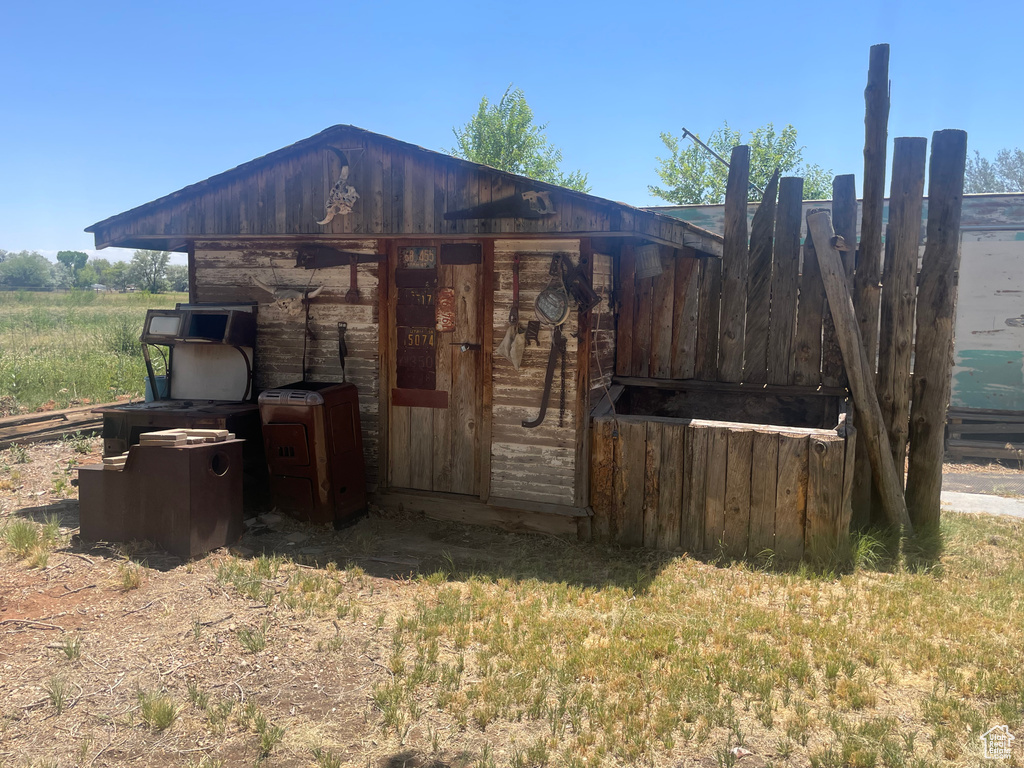 5518 E 500 N Fort Duchesne, UT 84026