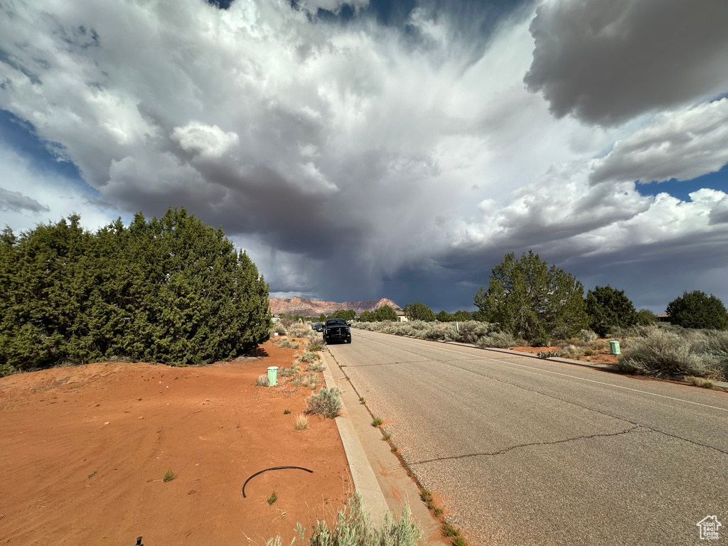1192  RED SAGE DR Apple Valley, UT 84737