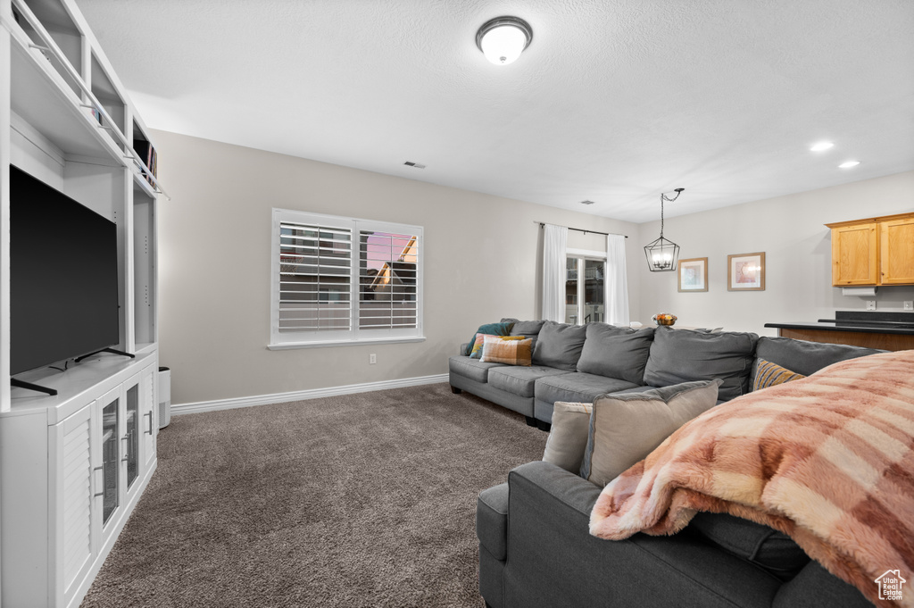 986 W FARNHAM DR North Salt Lake, UT 84054