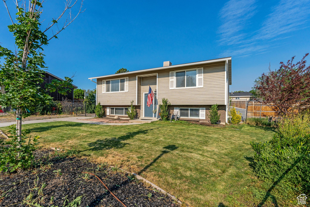 5160 S LEPRECHAUN LN Kearns, UT 84118