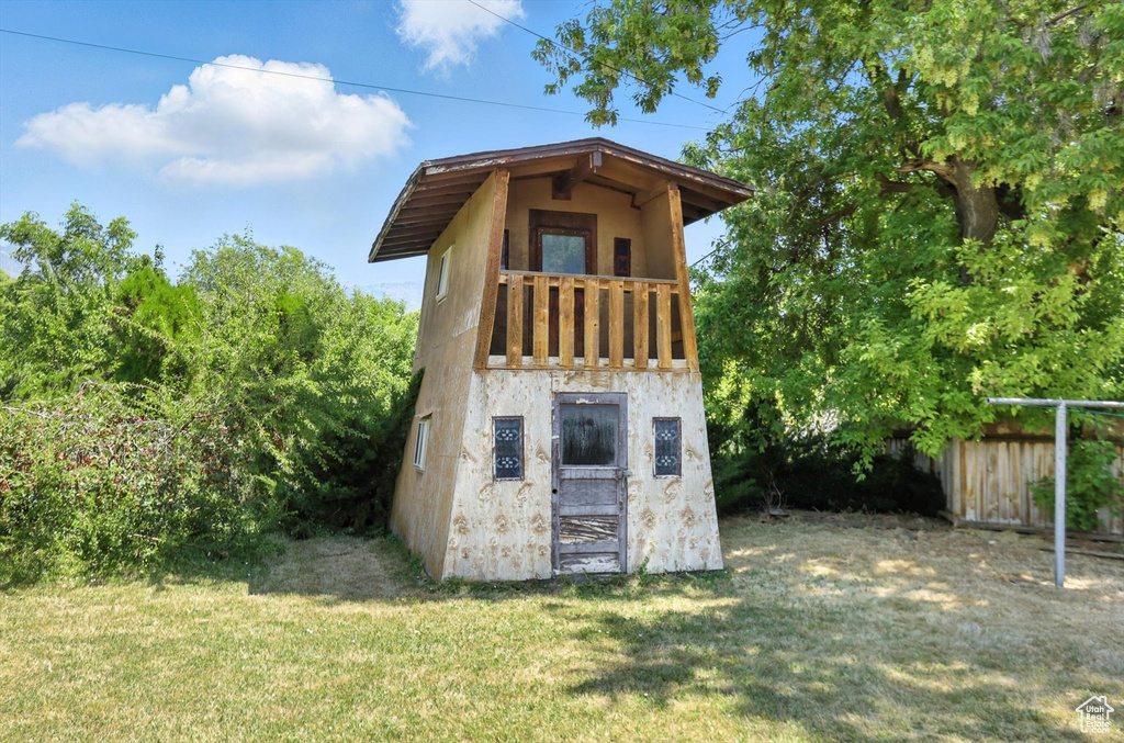 View of outdoor structure
