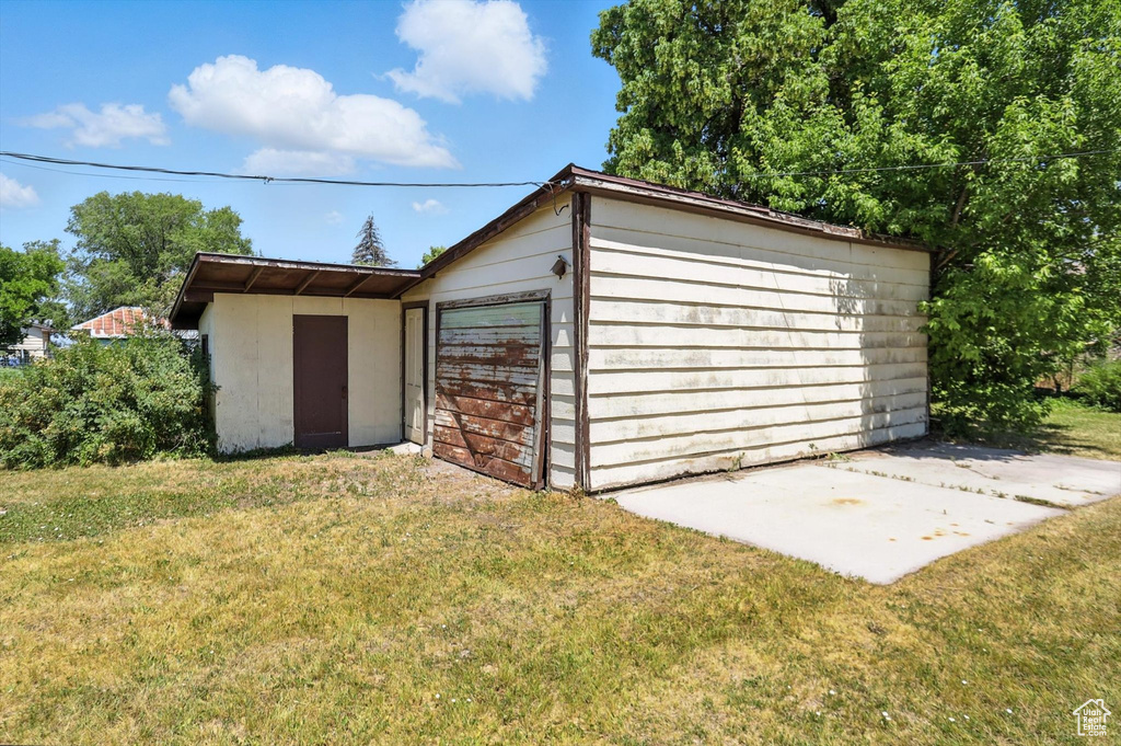 View of detached garage