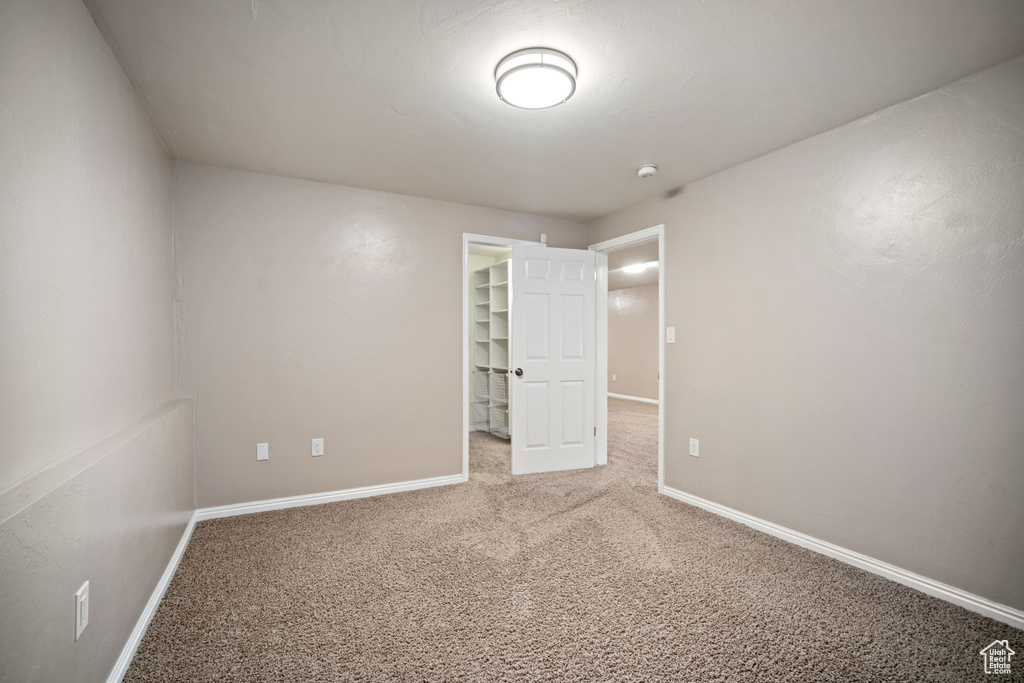 967 E EAGLEWOOD DR North Salt Lake, UT 84054