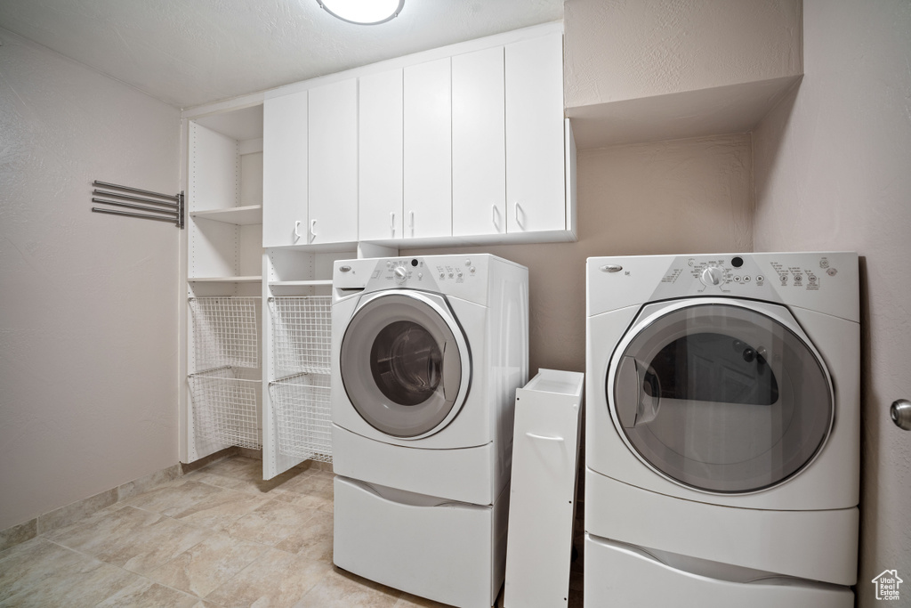 967 E EAGLEWOOD DR North Salt Lake, UT 84054