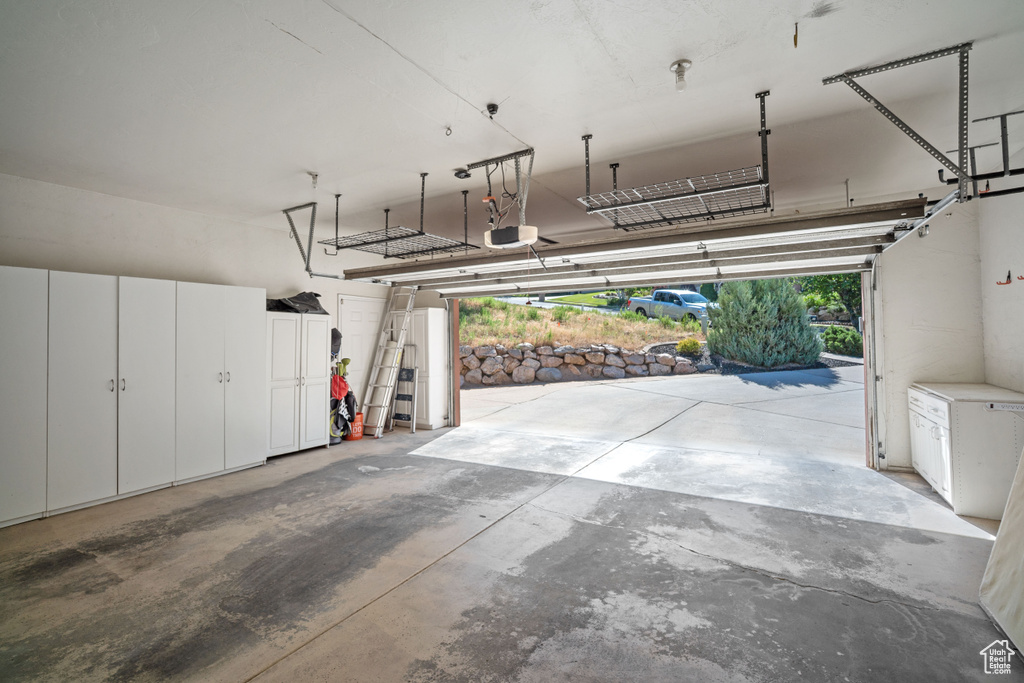 967 E EAGLEWOOD DR North Salt Lake, UT 84054