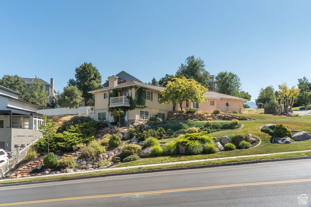 967 E EAGLEWOOD DR North Salt Lake, UT 84054