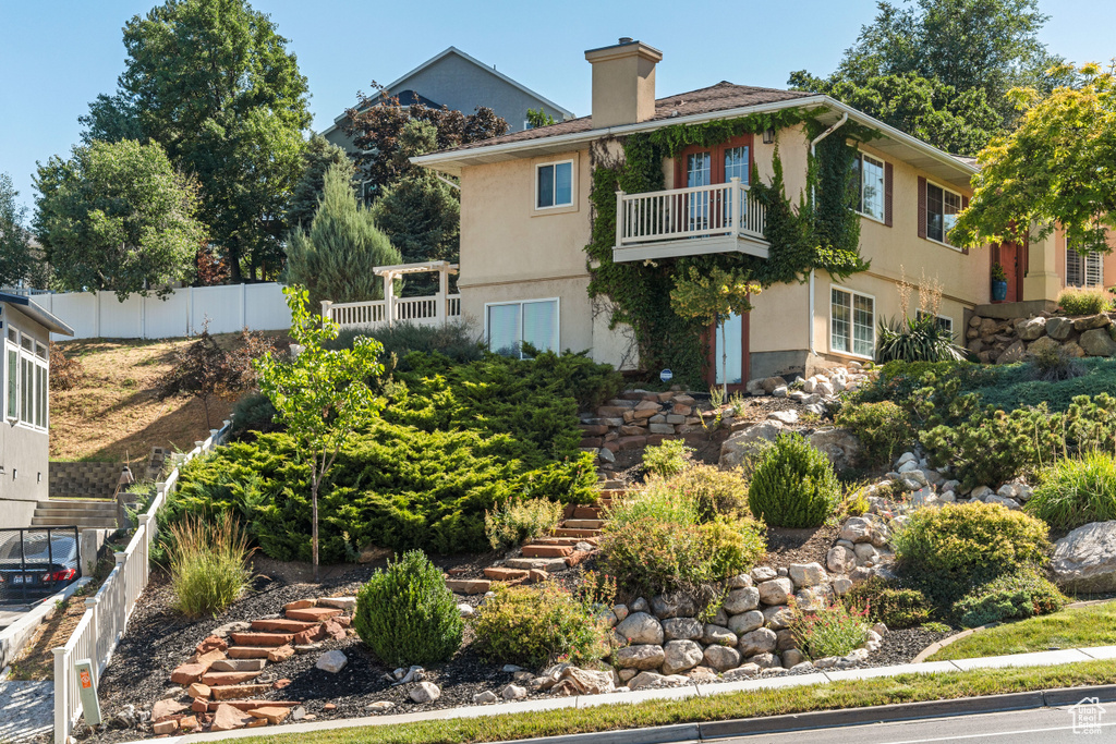 967 E EAGLEWOOD DR North Salt Lake, UT 84054